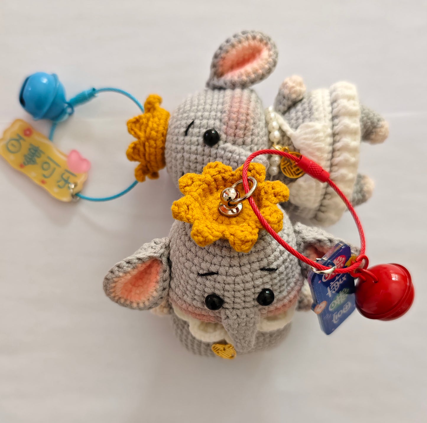 Hand-crocheted elephant doll | Available as a single or as a couple | Can be used as an ornament or keychain